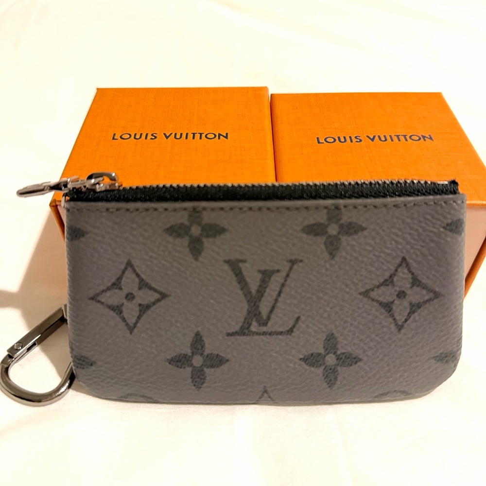 Louis Vuitton Black and Gray Monogram Key Holder